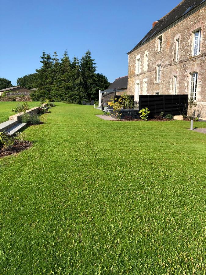 Château de la Garnison Acomodação com café da manhã Orvault Exterior foto